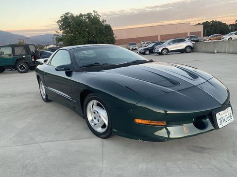 Used 1994 Pontiac Firebird Coupe image 3