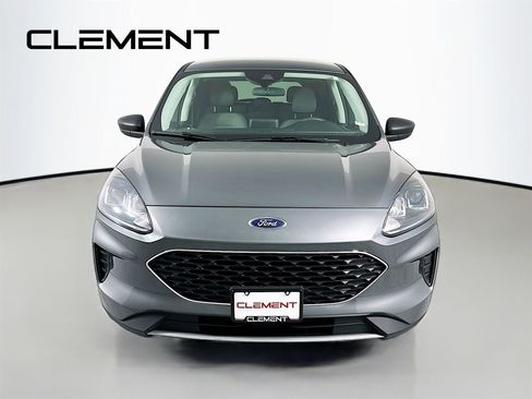 Certified 2022 Ford Escape SE FWD image 3