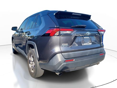 Used 2023 Toyota RAV4 XLE w/ Convenience Package FWD image 5