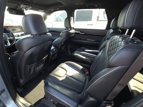 Used 2020 Hyundai Palisade Limited image 13