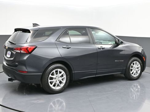 Certified 2022 Chevrolet Equinox LS w/ LS Convenience Package AWD/4WD image 7