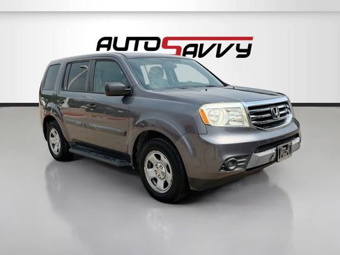 Used 2015 Honda Pilot LX image 1