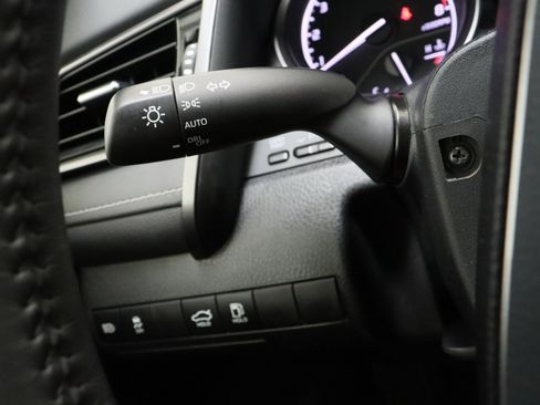 Certified 2023 Toyota Camry SE w/ Convenience Package image 25