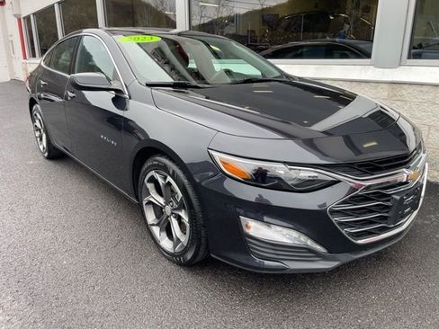 Used 2023 Chevrolet Malibu LT image 2