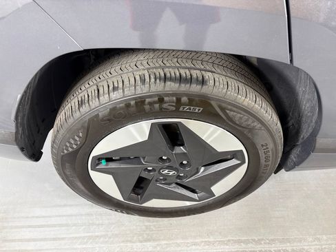 Used 2024 Hyundai Kona SEL FWD image 10