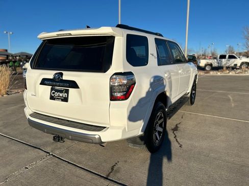 Used 2024 Toyota 4Runner TRD Off-Road Premium image 5