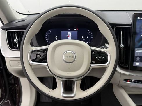 New 2026 Volvo XC60 B5 Ultra w/ Protection Package Premier AWD/4WD image 15