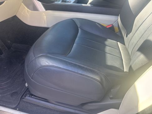 Used 2024 Land Rover Range Rover Long Wheelbase SE image 7