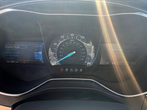 Used 2016 Ford Fusion SE w/ Equipment Group 202A image 24