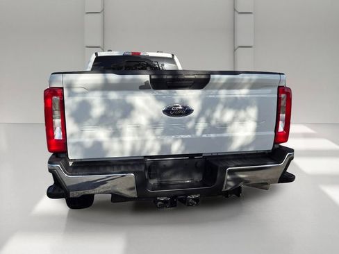 Used 2025 Ford F350 XLT AWD/4WD image 7