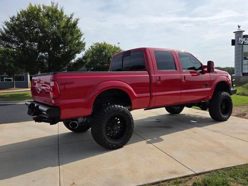 Used 2011 Ford F250 Lariat w/ Lariat Interior Pkg AWD/4WD image 11