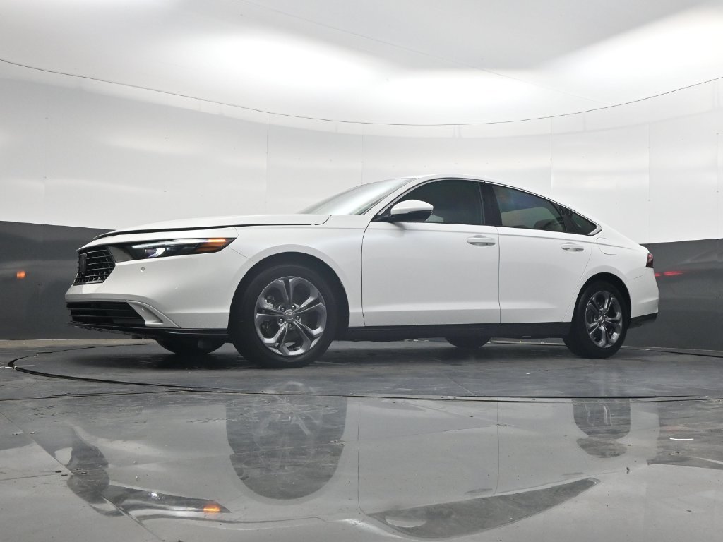 Used 2025 Honda Accord EX-L image 36