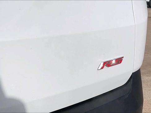 Used 2022 Chevrolet Traverse RS image 10