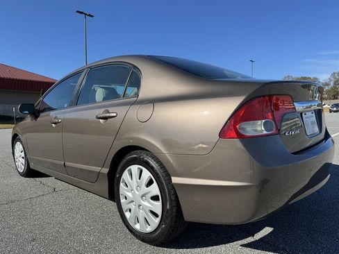 Used 2010 Honda Civic LX image 9