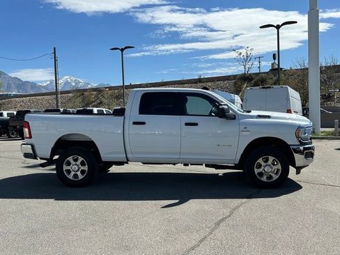 Used 2023 RAM 2500 Big Horn w/ Cold Weather Group image 9
