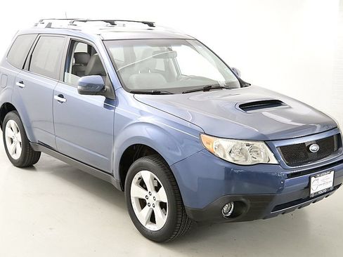 Used 2013 Subaru Forester 2.5XT Touring AWD/4WD image 4