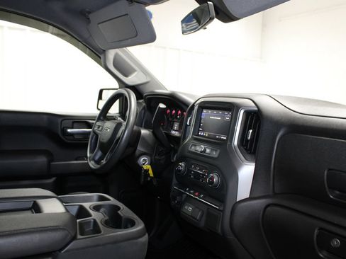 Used 2021 Chevrolet Silverado 1500 Custom Trail Boss AWD/4WD image 33