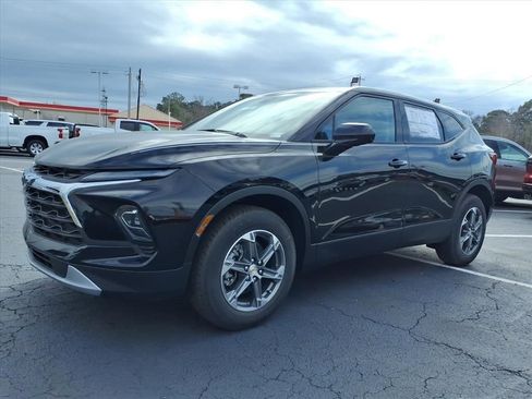 New 2026 Chevrolet Blazer LT image 8