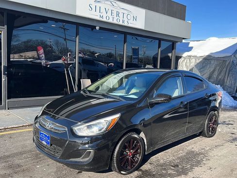 Used 2016 Hyundai Accent SE w/ Option Group 02 image 1