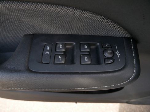 Used 2021 Volvo V60 T8 Polestar image 16