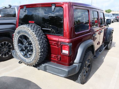 Used 2022 Jeep Wrangler Unlimited Sport w/ Sun And Sound Package AWD/4WD image 9