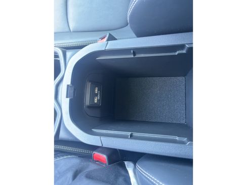 Used 2021 Toyota RAV4 XLE Premium FWD image 28