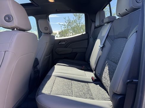 Used 2024 Chevrolet Colorado ZR2 image 13