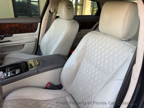 Used 2016 Jaguar XJ L Portfolio image 8