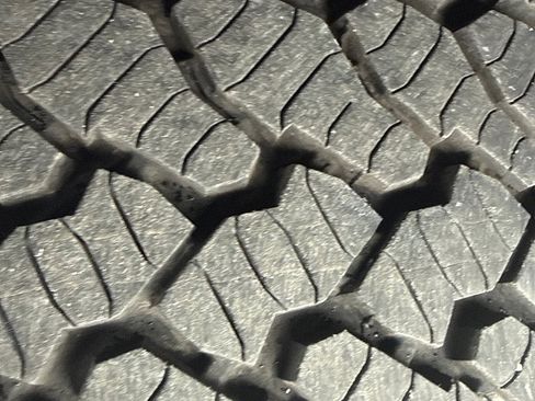 Used 2024 Jeep Gladiator Sport image 10