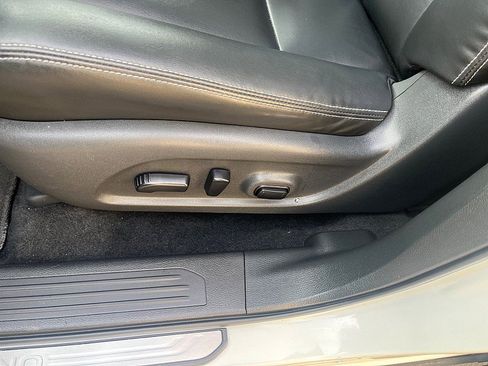 Used 2023 Nissan Murano SV image 26