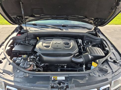 Used 2018 Jeep Grand Cherokee Laredo AWD/4WD image 29