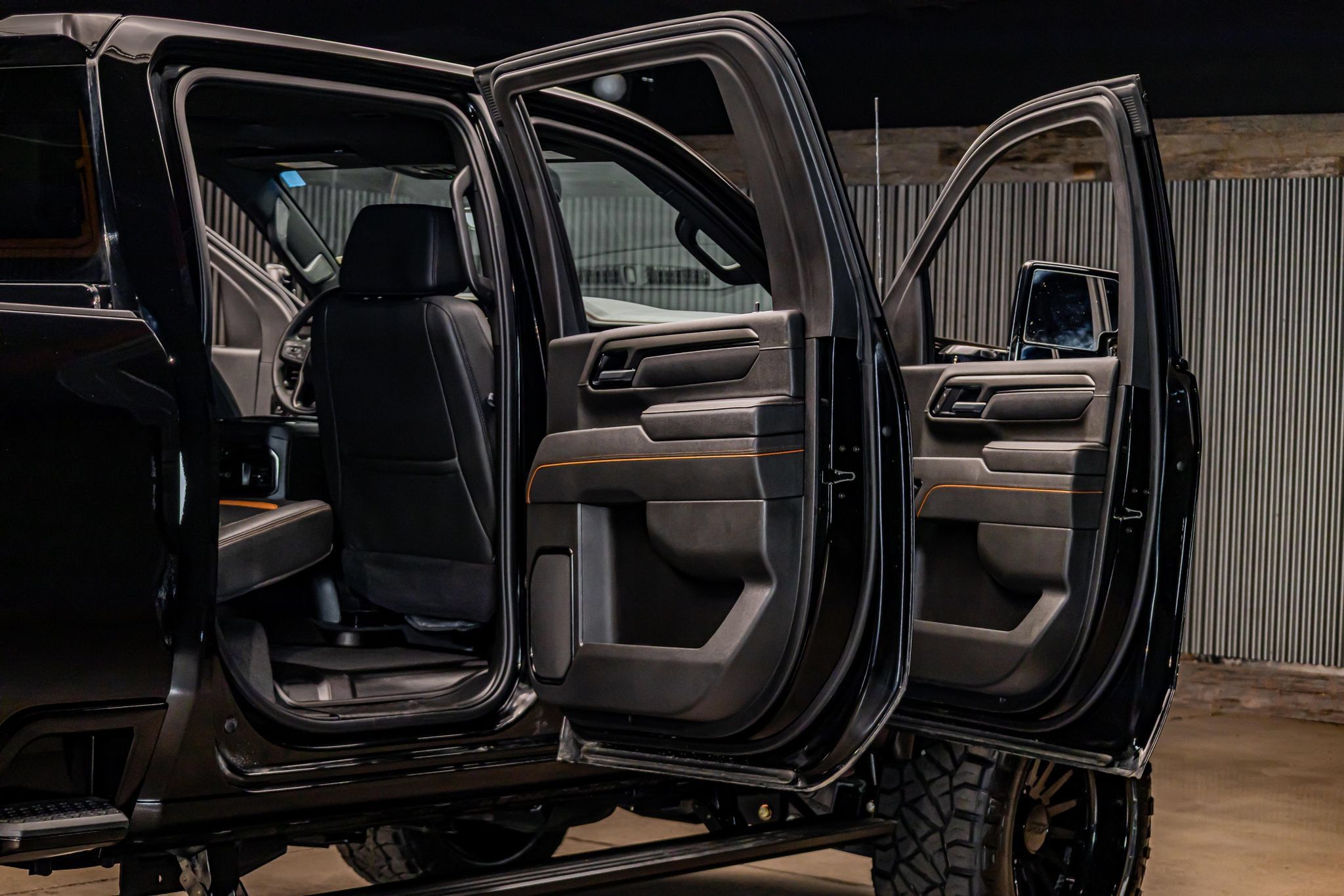 Used 2026 GMC Sierra 2500 AT4 w/ AT4 Premium Plus Package AWD/4WD image 34