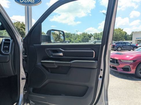 Used 2025 RAM 1500 Big Horn AWD/4WD image 31