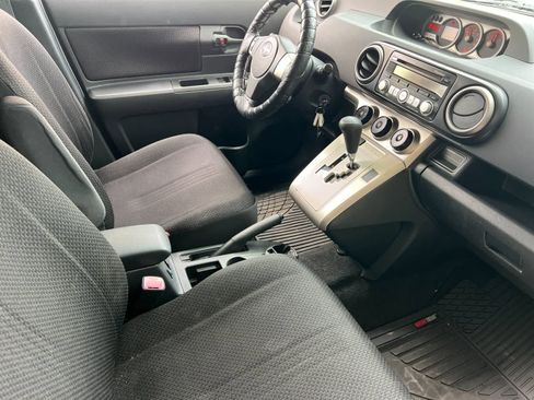 Used 2008 Scion xB FWD image 17