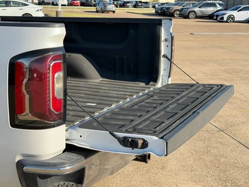Used 2017 GMC Sierra 1500 SLT RWD image 42