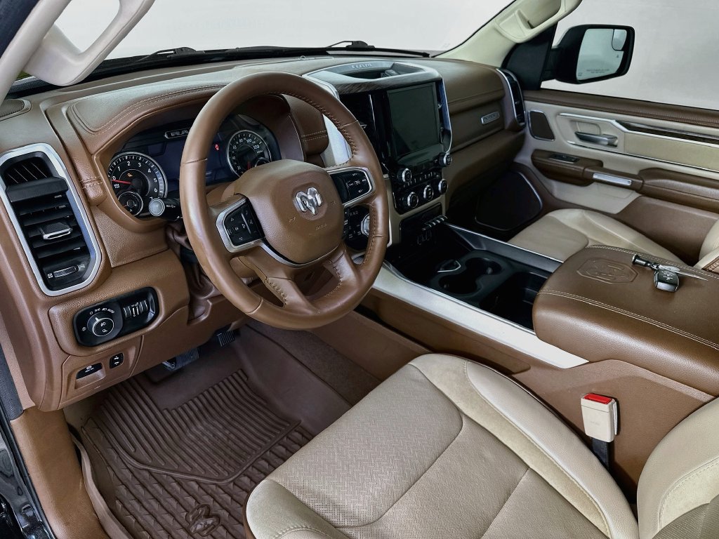 Used 2019 RAM 1500 Laramie AWD/4WD image 30