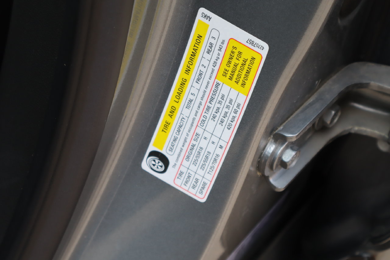 Used 2024 Buick Encore GX Sport Touring w/ Comfort Package FWD image 30