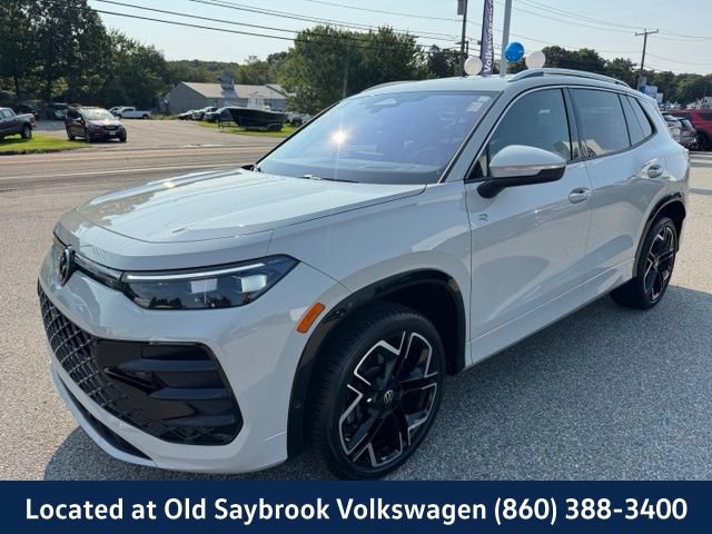 Certified 2025 Volkswagen Tiguan SEL R-Line AWD/4WD image 1