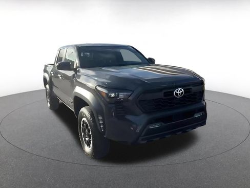 Used 2024 Toyota Tacoma TRD Off-Road AWD/4WD image 3