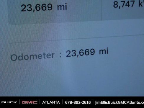 Used 2022 Tesla Model X Plaid image 8