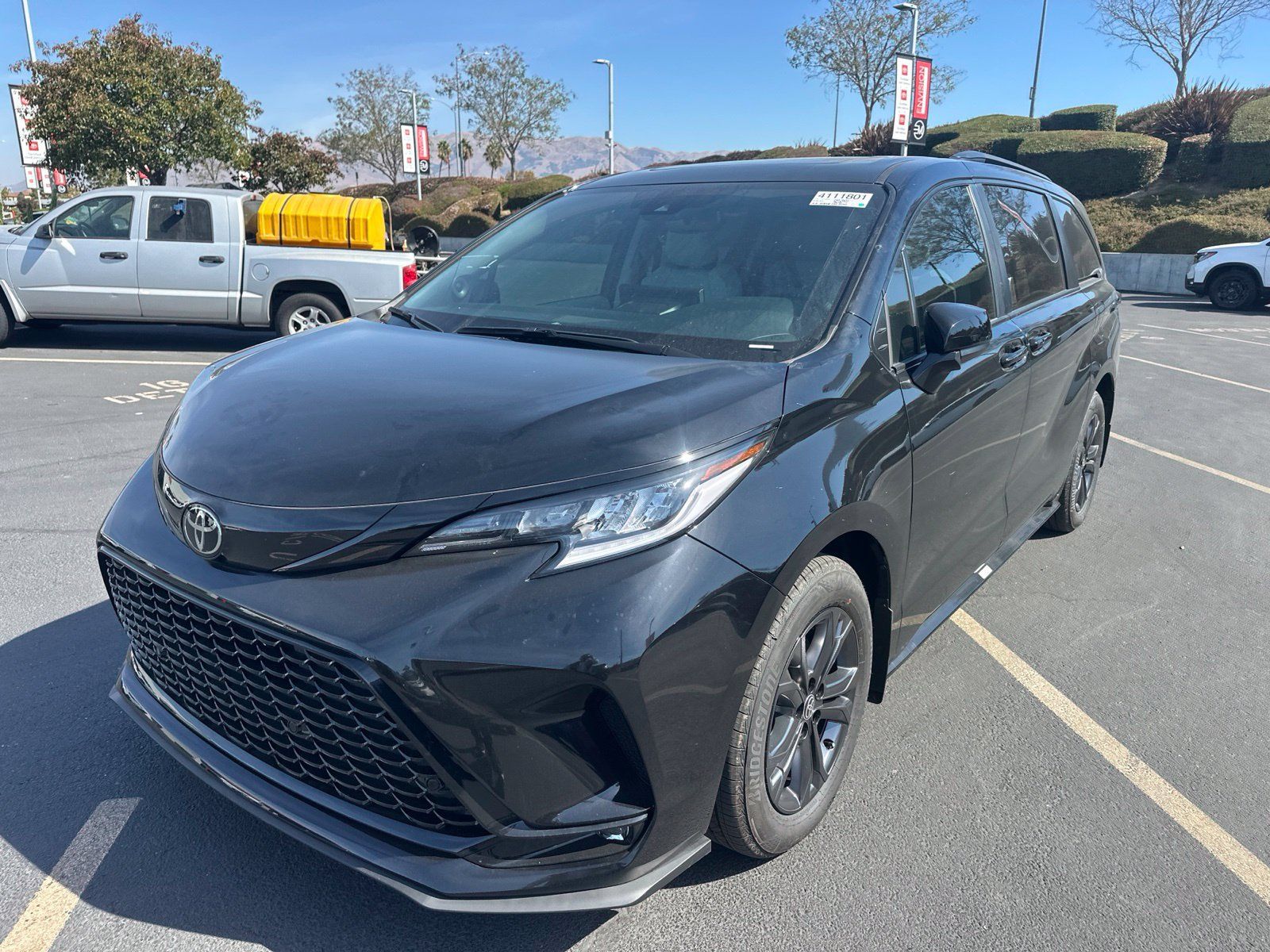 Certified 2026 Toyota Sienna XSE AWD/4WD image 2