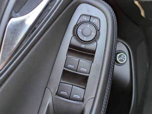 Used 2025 Buick Encore GX Sport Touring w/ Advanced Technology Package FWD image 22