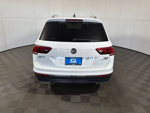 Used 2021 Volkswagen Tiguan SEL AWD/4WD image 6