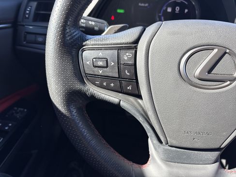 Used 2023 Lexus ES 300h F Sport image 19