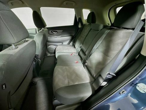 Used 2016 Nissan Rogue S w/ Appearance Package image 21