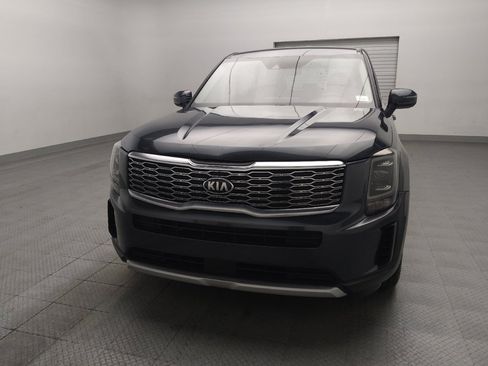 Used 2021 Kia Telluride LX AWD/4WD image 15