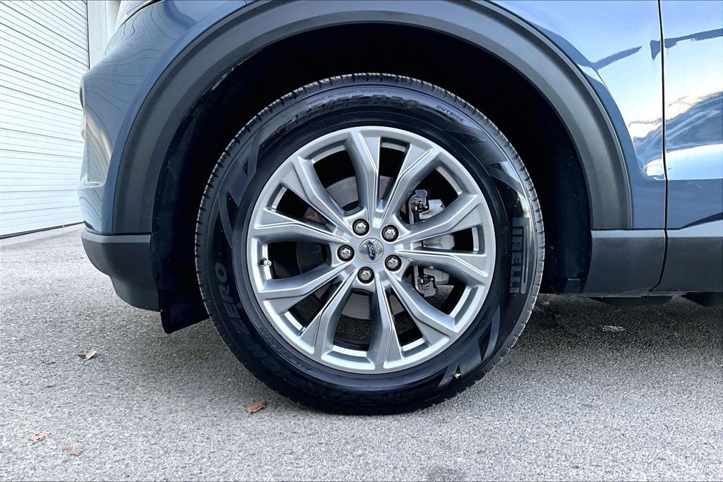Used 2021 Ford Explorer XLT w/ Equipment Group 202A RWD image 35