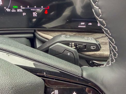 New 2025 Audi Q5 2.0T Premium Plus image 18