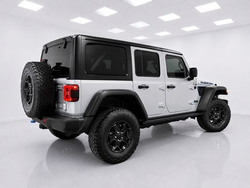 Used 2023 Jeep Wrangler Unlimited Rubicon 4xe AWD/4WD image 9