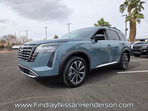 New 2026 Nissan Pathfinder Platinum image 2